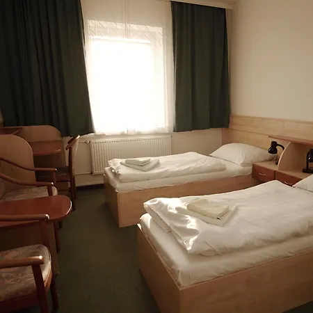 Guest house Kolej Akademie 4*